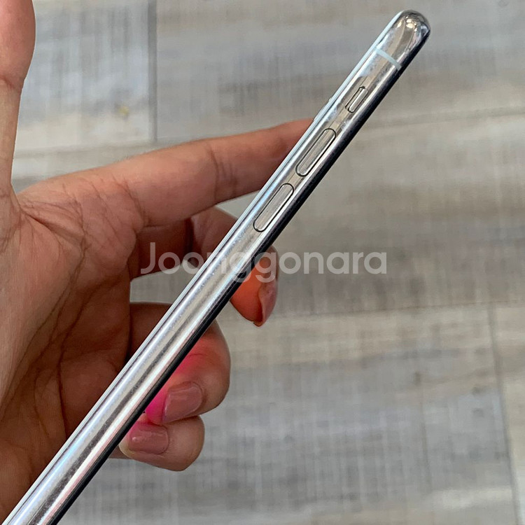 아이폰 11 Pro 64GB--2