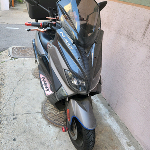 NMAX125