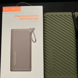 피지테크 CFexpress 리더기 케이스 티입A