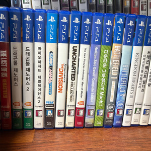 PS4(플스4) CD 팝니다.