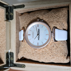 HOLZKERN 여성 시계