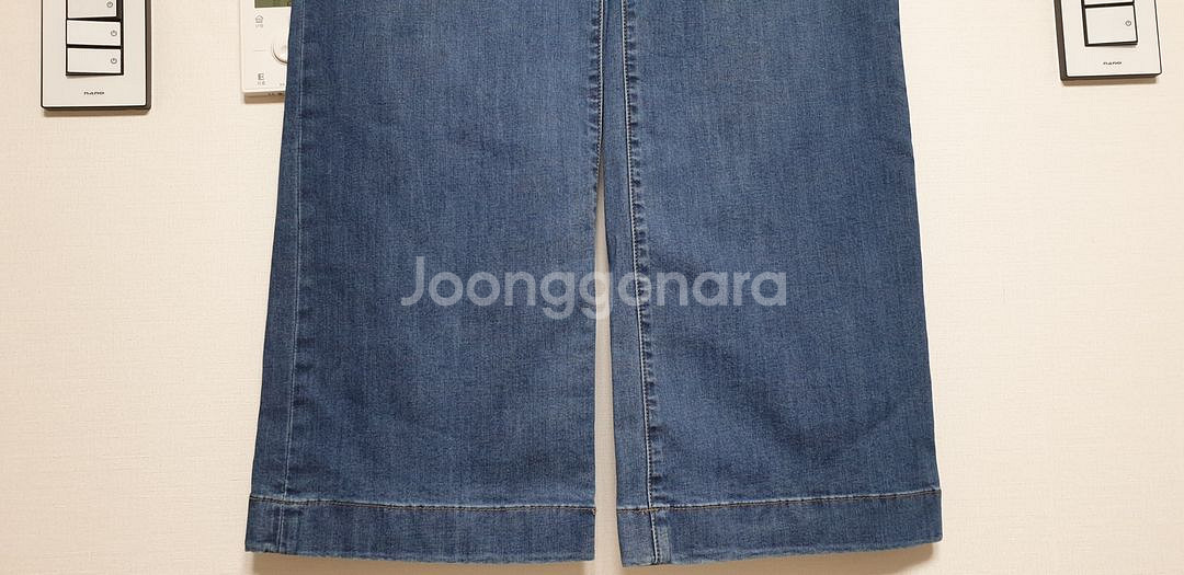 (미착용)칼라거펠트 여성 스판 청바지 와이드팬츠 81(--2