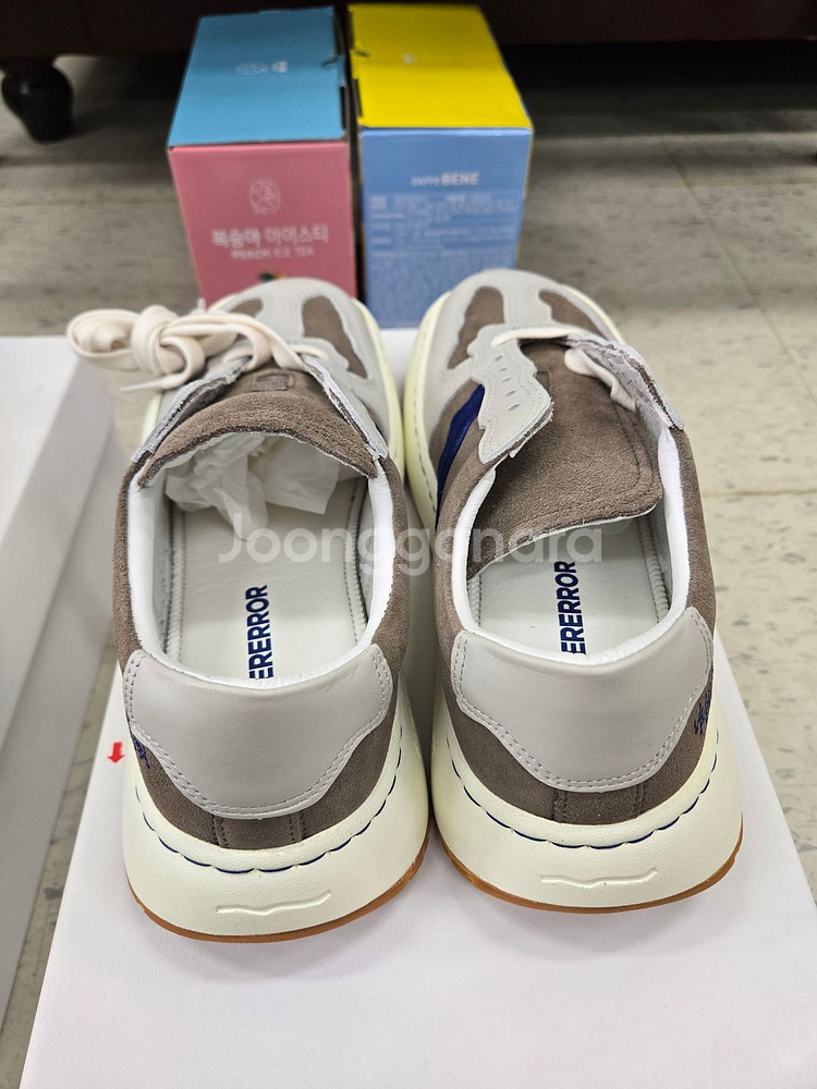 아더에러 정품 운동화 팝니다--9