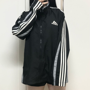 아디다스 바람막이 105