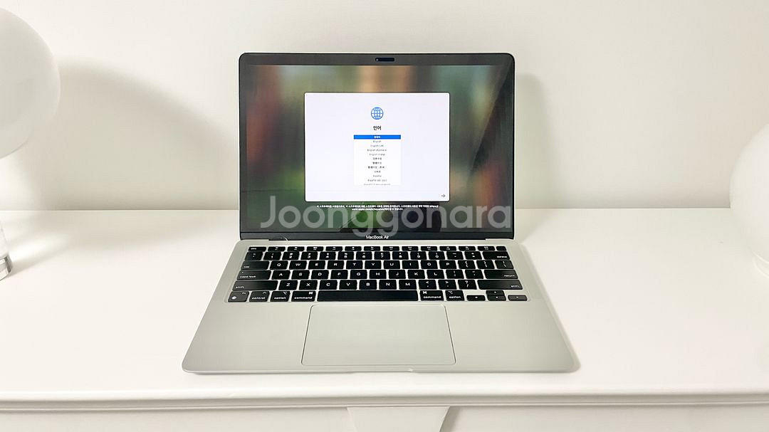 맥북 에어 M1 13인치--1