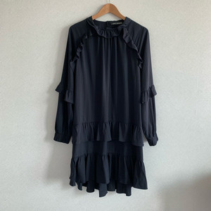 럭키슈에뜨 프릴 원피스