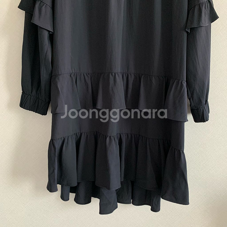 럭키슈에뜨 프릴 원피스--3