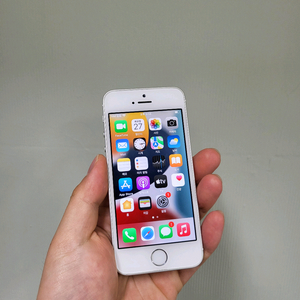 아이폰 SE1 실버 128GB 배터리 100%