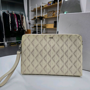 디올 다이아몬드 클러치