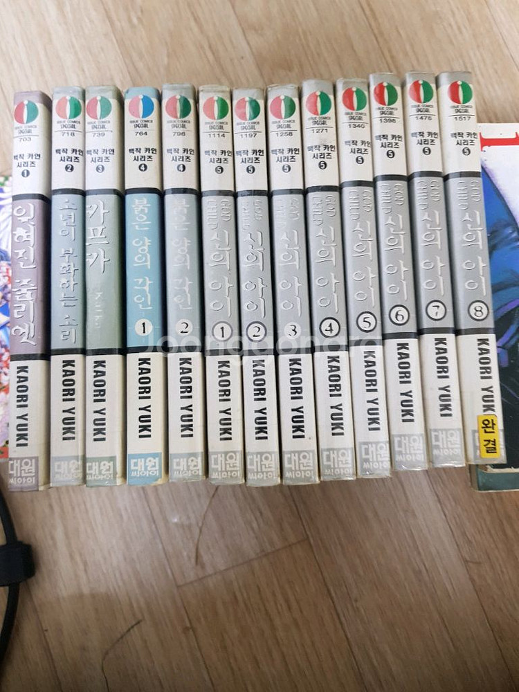 중고만화책 백작 카인 시리느 완결 팝니다--0