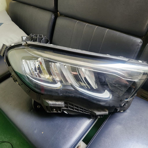 w214 e클래스 조수석 RH 헤드라이트램프
