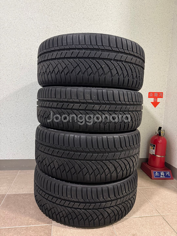 금호 윈터크래프트 19인치 타이어 1대분(휠 제외)--4
