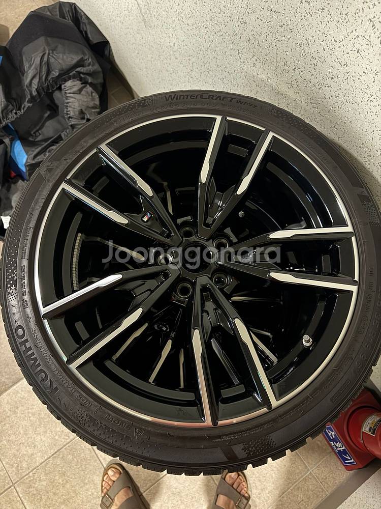 금호 윈터크래프트 19인치 타이어 1대분(휠 제외)--0