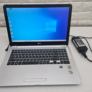 LG 15.6인치 노트북 i5-4210m 입니다