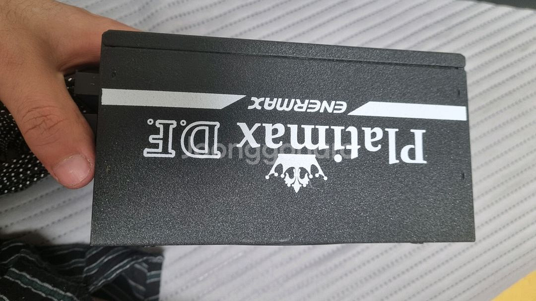 ENERMAX Platimax D.F. 1050W 파워--2