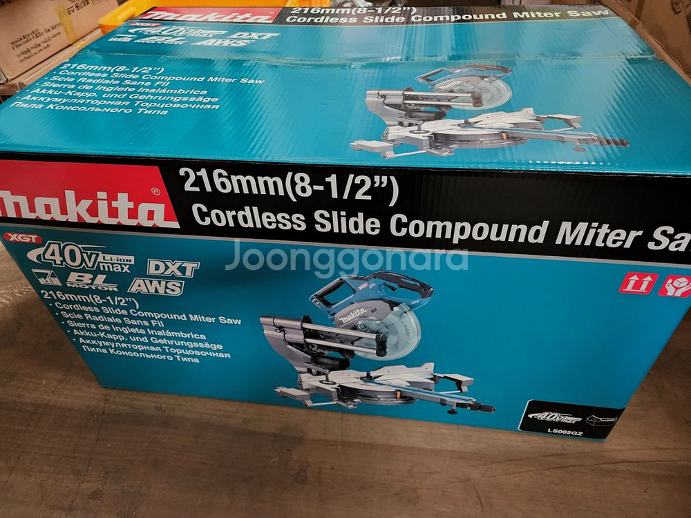 마끼다 충전슬라이딩각도절단기 본체 40V LS002GZ--0