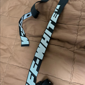 오프화이트 인더스트리얼 벨트 2.0 블랙 S급