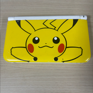 닌텐도 3ds xl 피카츄에디션 충전기