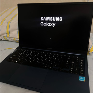 삼성 갤러시북 (NT750XDA-KH29U)