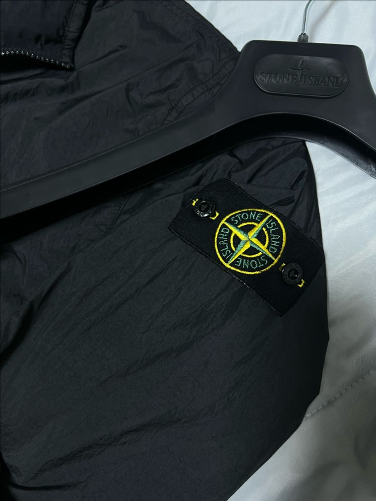 [L] 신상 25ss 스톤아일랜드 크링클랩스 바람막이--1