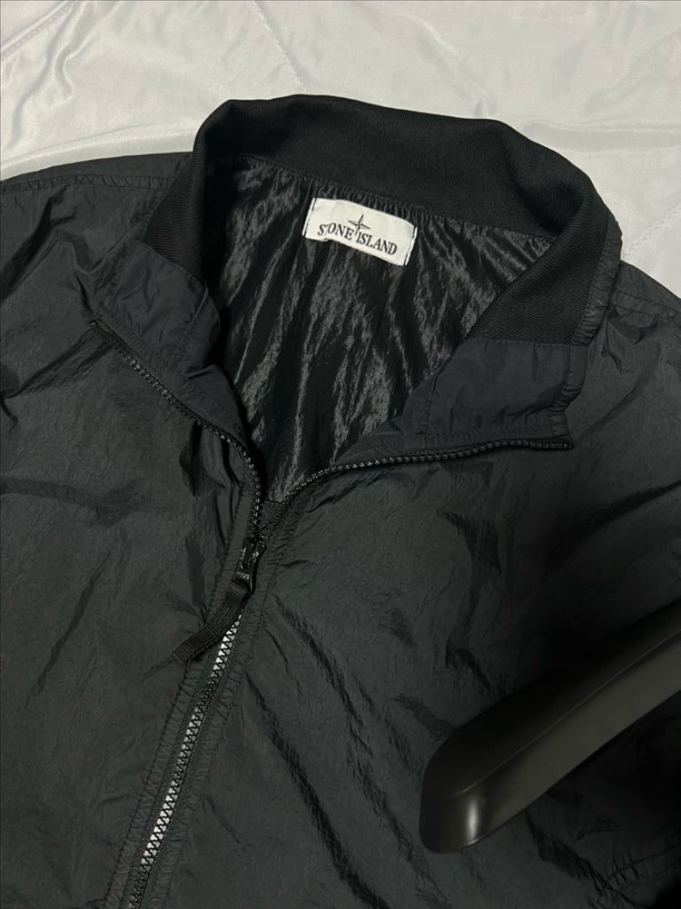 [L] 신상 25ss 스톤아일랜드 크링클랩스 바람막이--3