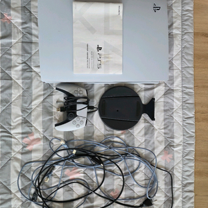ps5 디지털 에디션 2회 사용 팝니다. 풀구성입니다