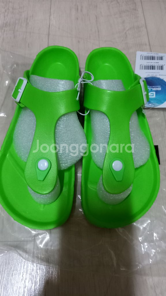 현광 연두색 쪼리샌들(밸롭)(새상품)(240)--0