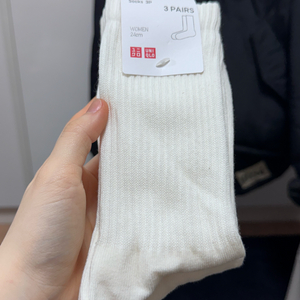 [새상품] 유니클로 여성용 흰색 양말 24cm 1묶음