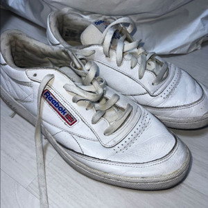 리복 클래식 흰색 스니커즈 280(택포)