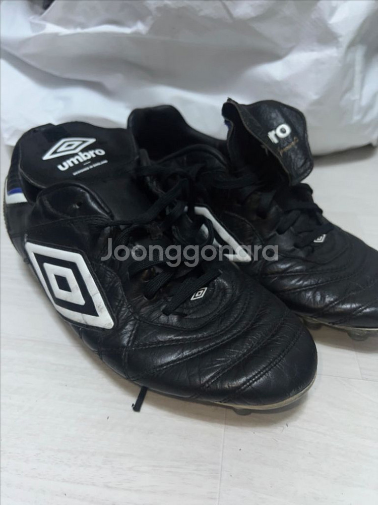 엄브로 이터널 280 클래식 축구화(택포)--0