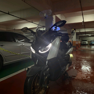 xmax 300