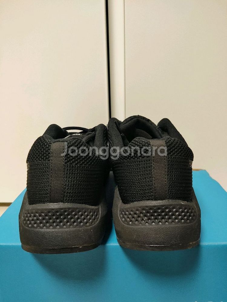 프로스펙스 워킹화 240--3