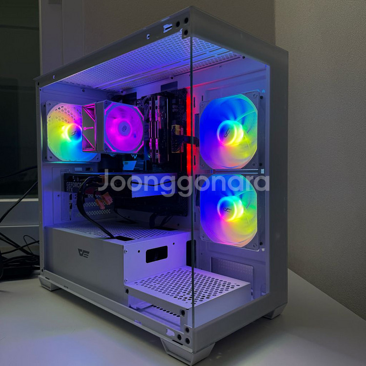5600X 32GB 1TB RTX4060 화이트어항--2