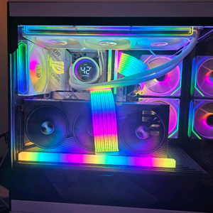 9800x3d x870e 5090 본체 팝니다