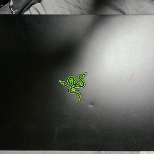 Razer Blade 16 4070 게이밍노트뷱