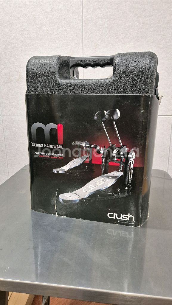 CRUSH M1 베이스드럼 더블페달 팝니다--0