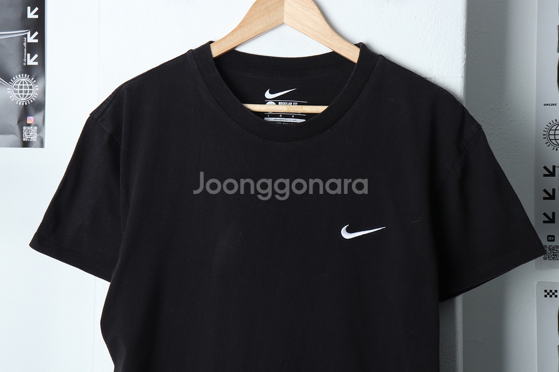 (L) 나이키 반팔 티셔츠 블랙 올드스쿨 한정판--3