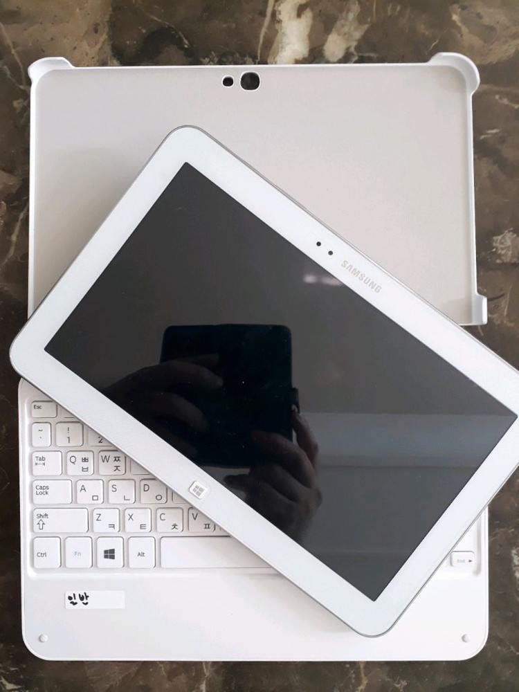 삼성 아티브 탭3--2