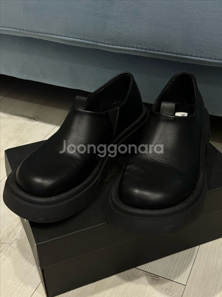 굽있는 로퍼 245--0