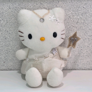 키티 인형 보내요.