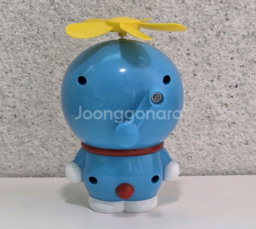 도라에몽 장난감 선풍기 보내요.--1