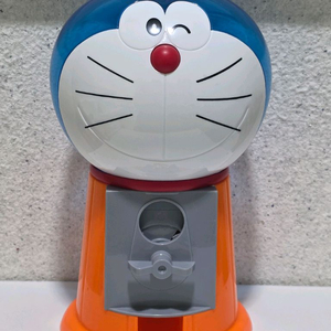 도라에몽 뽑기 기계 보내요.