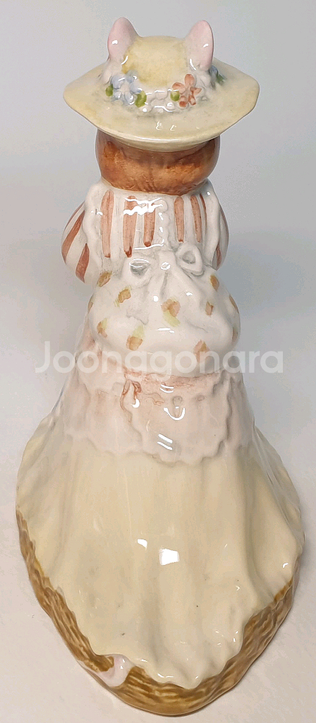 로얄 덜튼 - 브램블리 헷지 피겨린 포피 아이브라이트--5