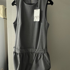 [새상품] zara 미니 벌룬 스커트