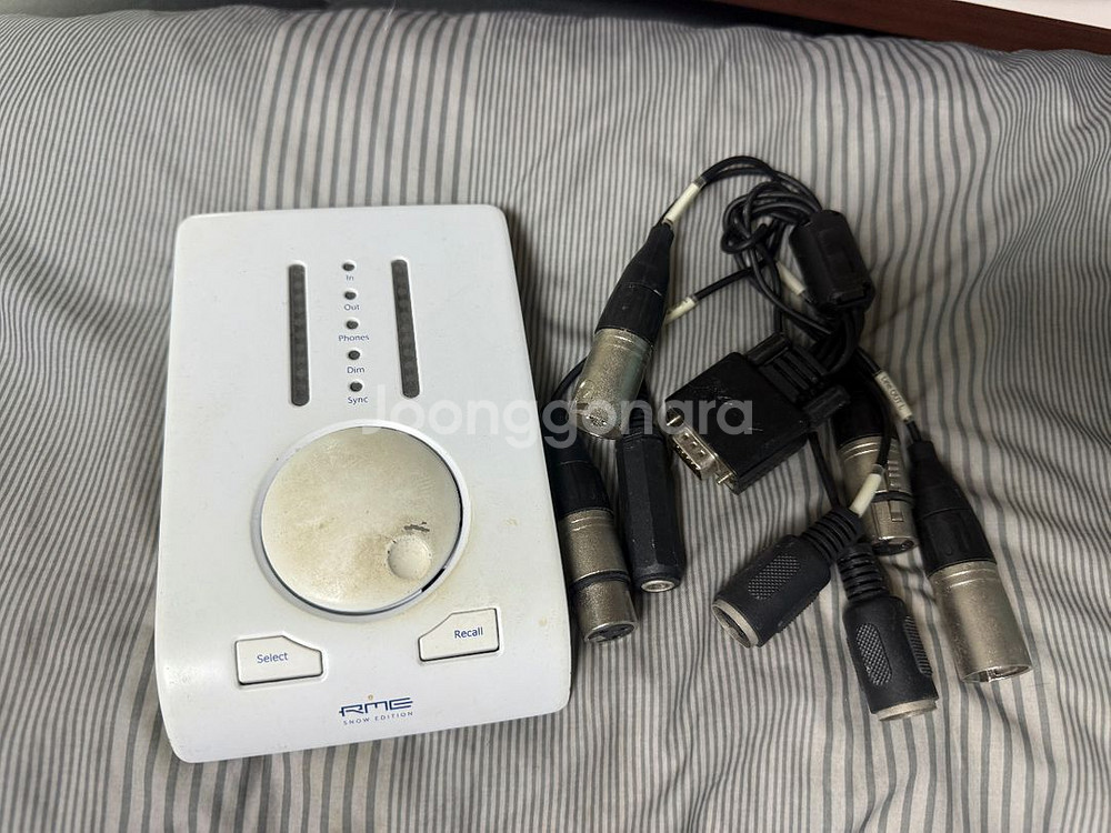 RME 베이비페이스 구형 1세대 화이트에이션 팝니다--0