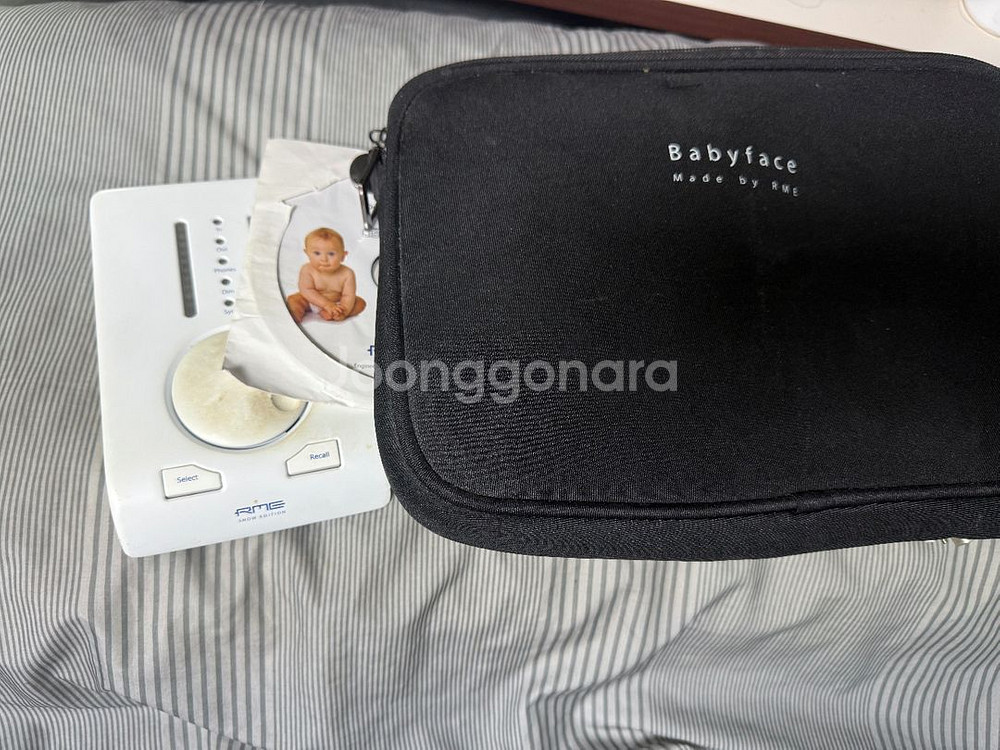 RME 베이비페이스 구형 1세대 화이트에이션 팝니다--3