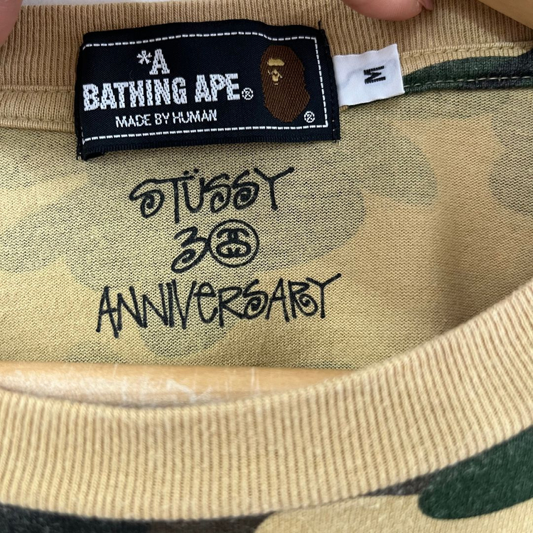 베이프 X 스투시 30주년 콜라보 카모 반팔 티셔츠 이미지