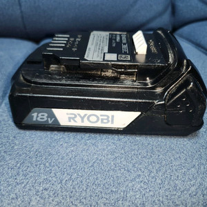 료비 교세라 슬라이드 배터리 18V