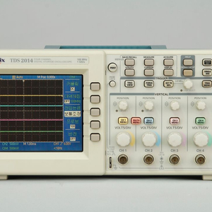 Tektronix TDS2014 디지털 오실로스코프