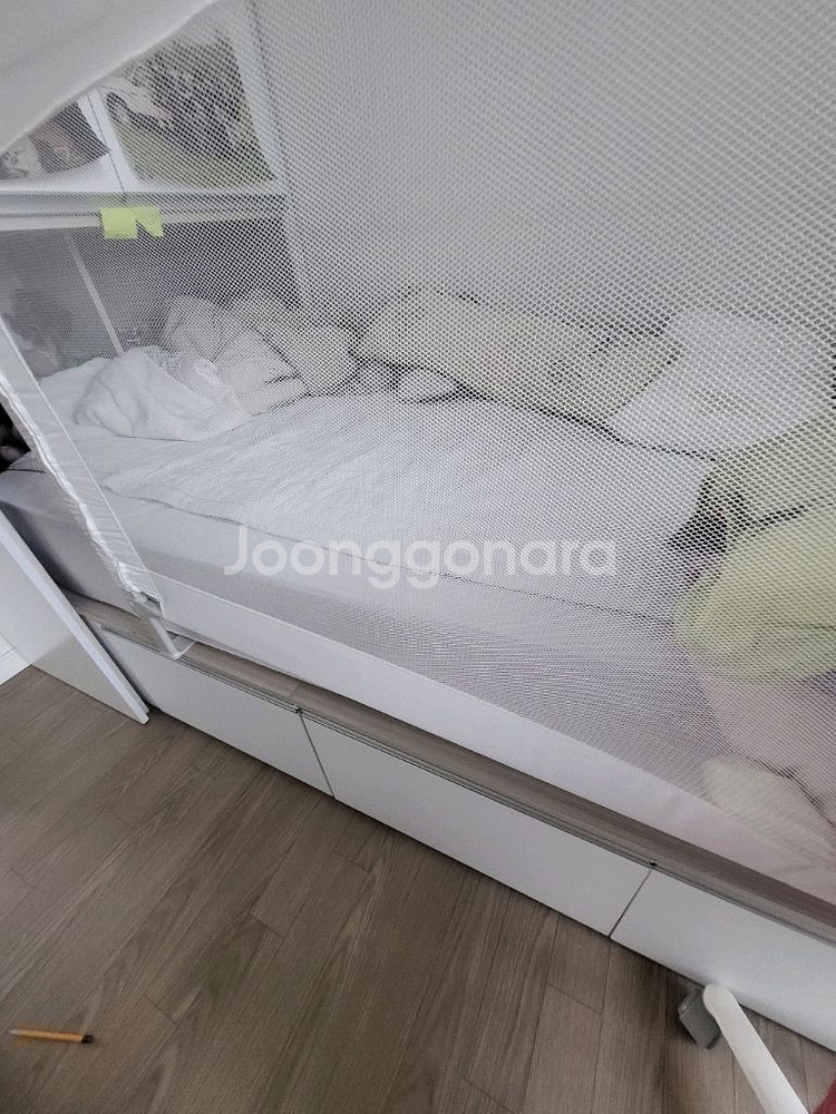 고급 책상, 침대, 의자 싸게 드려요--3